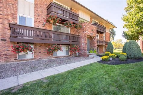 idylwood resort apartments cheektowaga  See 6 floorplans, review amenities, and request a tour of the building today